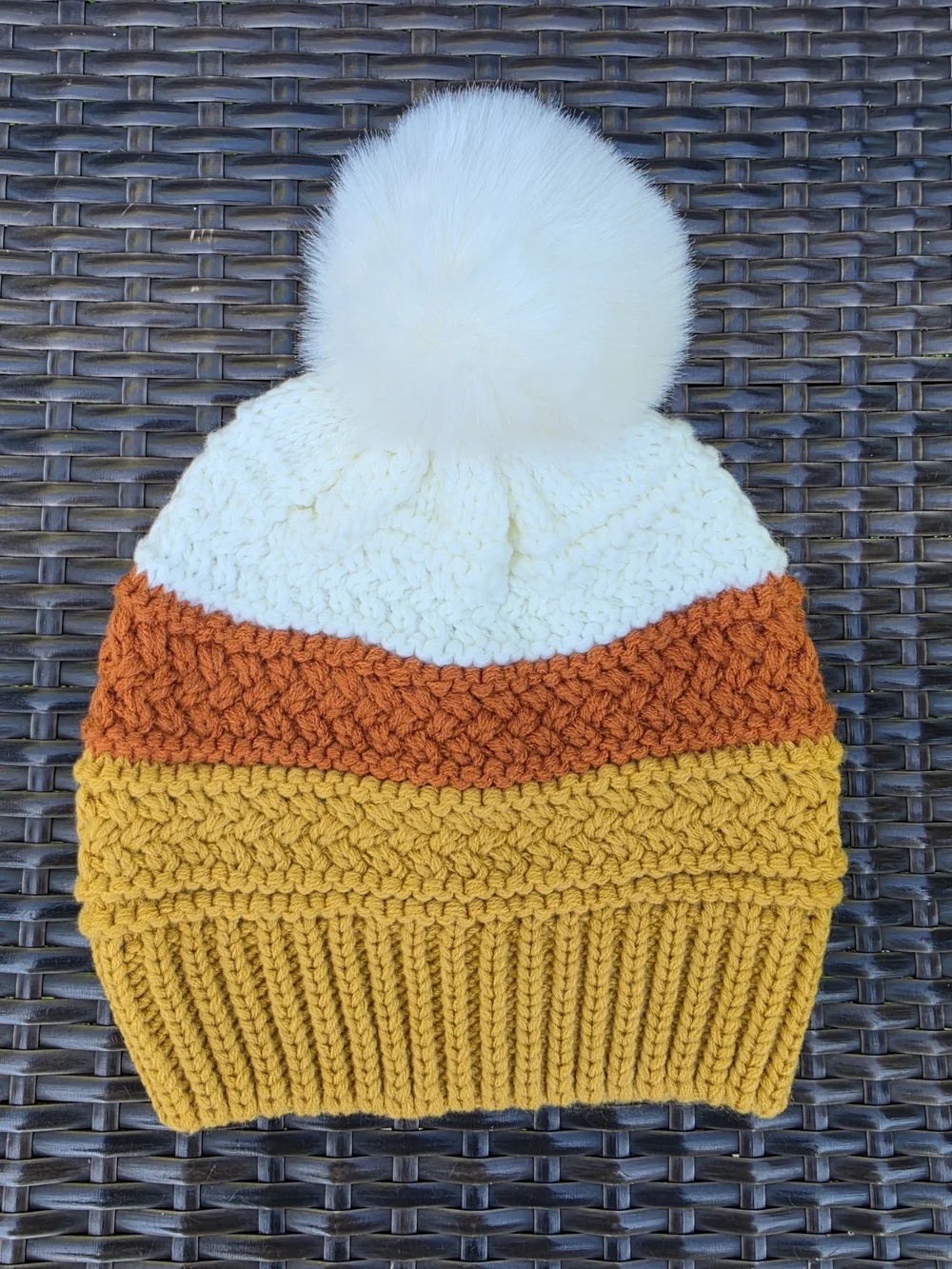 Candy corn Pom Beanie - Teens/adult